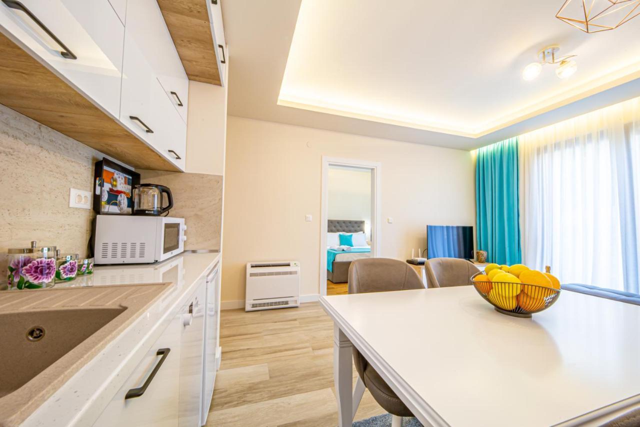 Mar Azul Apartments Petrovac Eksteriør billede